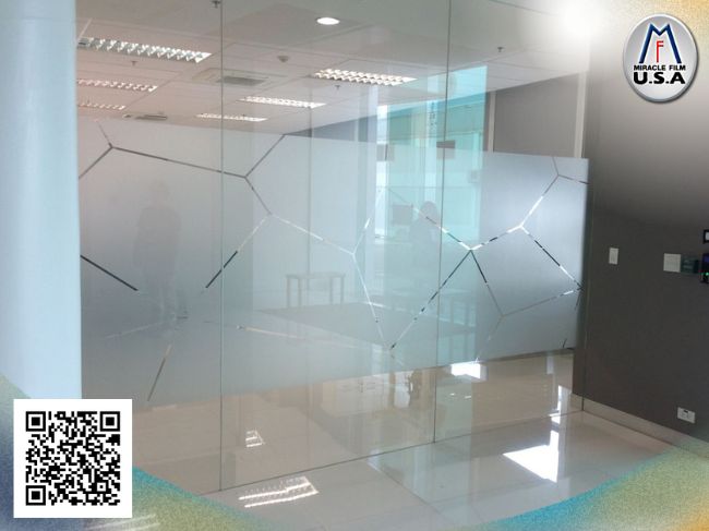 รับติดตั้งสติ๊กเกอร์ฝ้า